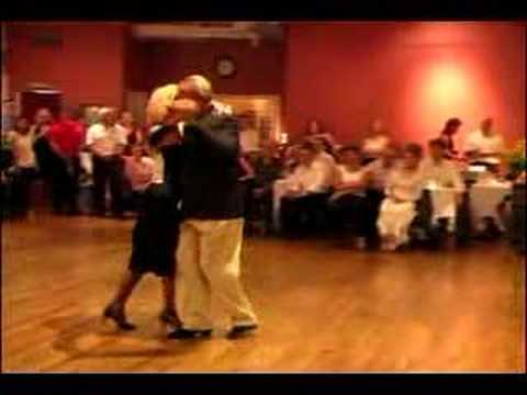 Milonguero Style – Milonga de los Fortines